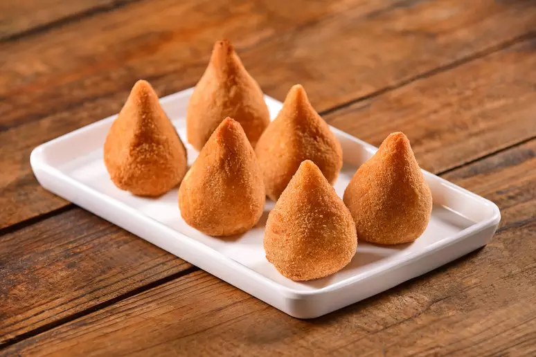 Aprenda 3 opções de coxinha Fit